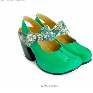 JOHN FLUEVOG Size 11 PREPARE GENERATOR Green Patent Platform Mary Jane Shoes